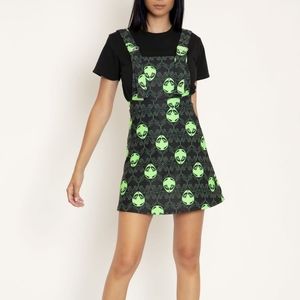 Little green men A-line apron dress